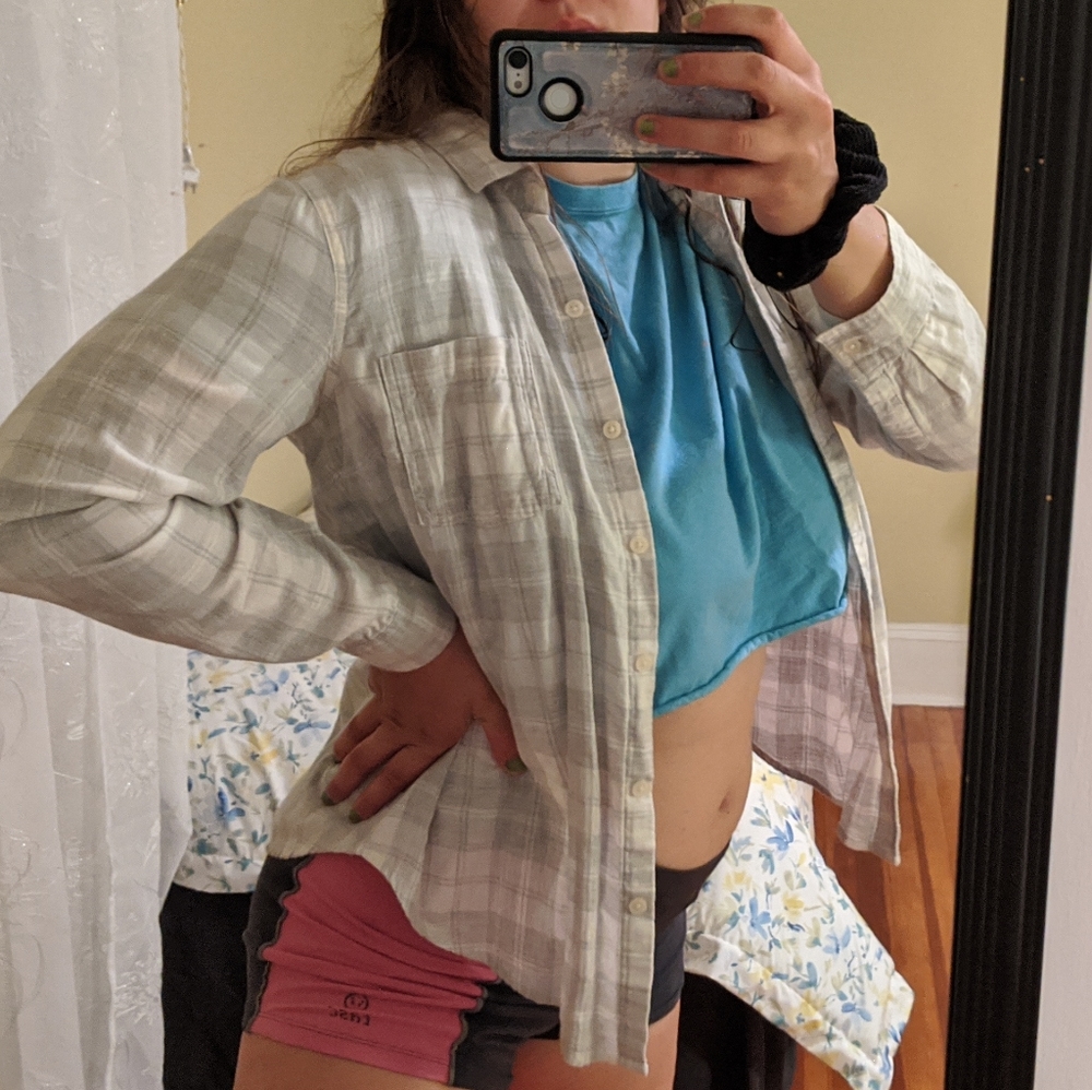 Old Navy Gray and White Flannel Shirt